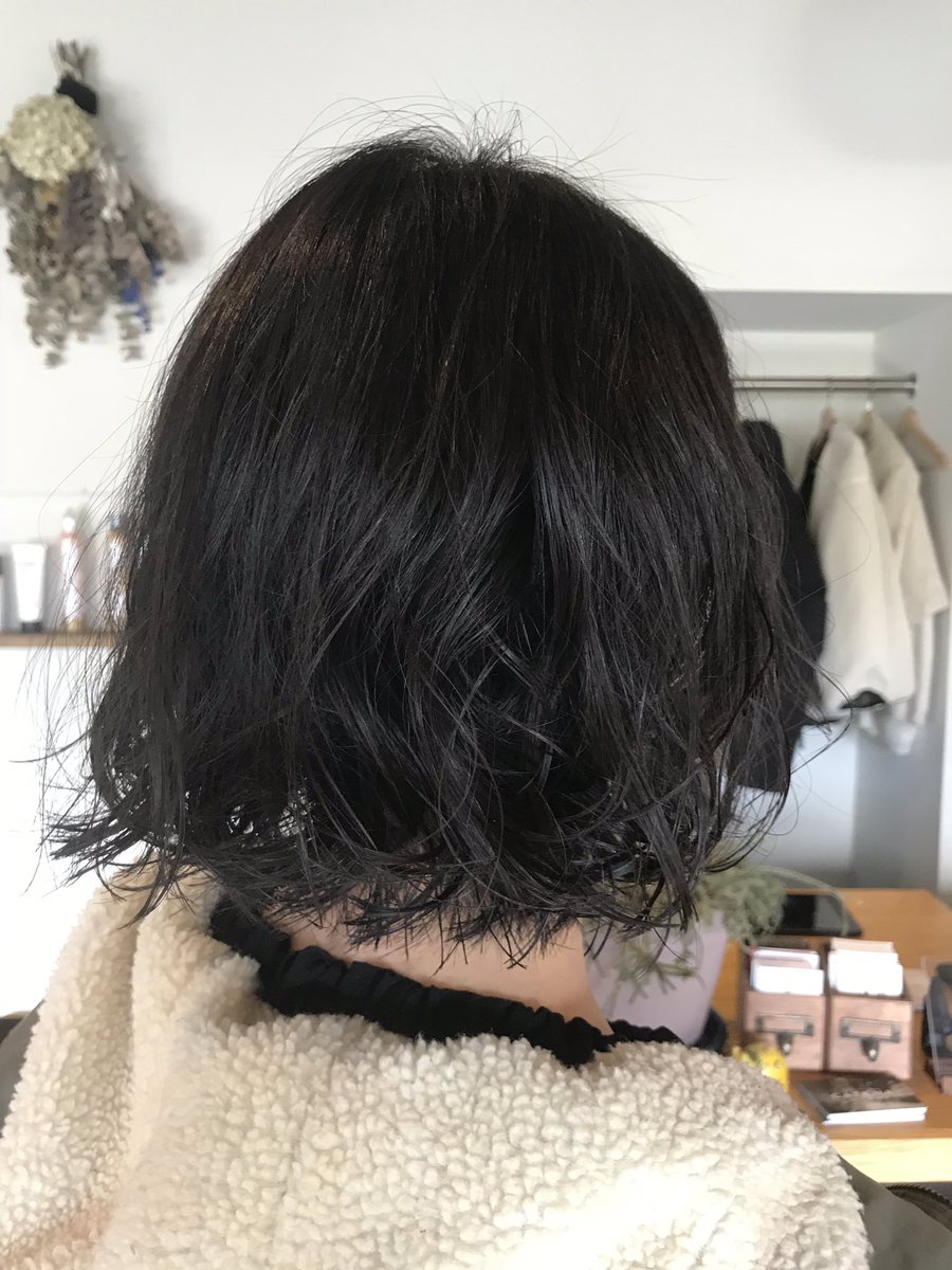 モデル募集🤟🏻

急ですが今日(11/20)20時半からデジタルパーマの講習会があります😌
講習会にあたりデジタルパーマのモデルさんを1名募集しています😫
料金は無料です！
ご希望の方はご連絡いただけると有り難いです🙇‍♂️
周りのお友達とかでももしおられたらご連絡お願いします🙇‍♂️

#RT希望
#モデル募集