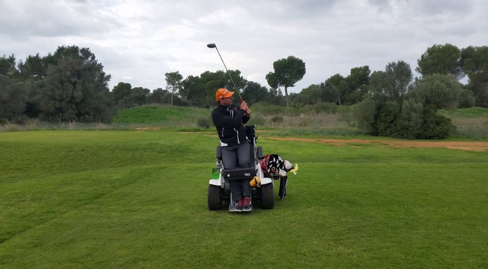 Golfnl's tweet photo. .@richardkluwen won vorige week een 🏆, @moniquekalkman werd 4de en @Jurgenboon 5de. Er is nu nog geen wereldranglijst voor golfers met een beperking maar binnenkort wel. ➡️ https://t.co/m6ycGUToY3 https://t.co/0ISRBQt2ut