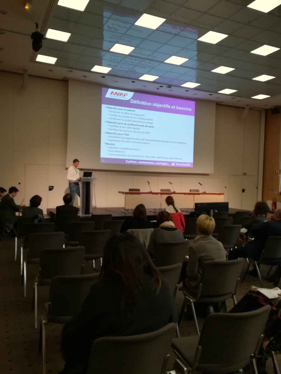 anap_sante's tweet photo. [#cercleOSH] Séjour clinique : Retour d’expérience sur l’organisation coordonnée des ressources dans le cadre d’une filière médico-chirurgicale HIA Sainte-Anne Toulon «Notre cellule de preadmission permet une réponse rapide sur la pathologie et le plan de soin» Guillaume Lacroix https://t.co/3A7X4DhUWr