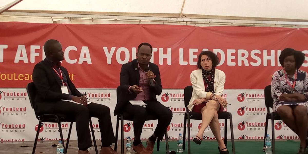 GloriaChella's tweet photo. SDG is for everyone, hence need to transform agriculture and this can not be done without the young people coming up with better innovative ideas! #YouLead18 @RobertMuhangi2 @bangirac @Amukidosi https://t.co/Ewq7ZTmV6z