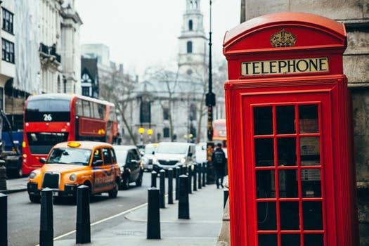 cabcomparison's tweet photo. Taxi Companies Wanted!.   We require #Taxi and #Airporttransfer companies in #Stoke to cover airport runs to #Heathrow #Gatwick and #Stansted. Visit to https://t.co/VXXdLlkSEE to Register Now. https://t.co/SukJOfcDAA