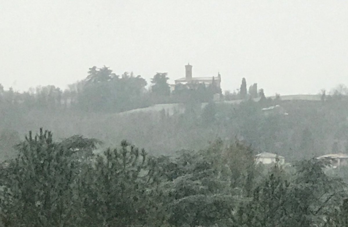 massimobosso's tweet photo. Stamattina la prima neve a Casalecchio sull’Eremo https://t.co/fLMrWboSO5