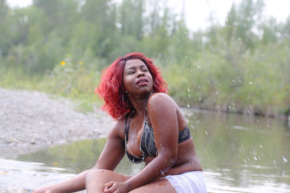 Ms.Monalisa1 tweet media
