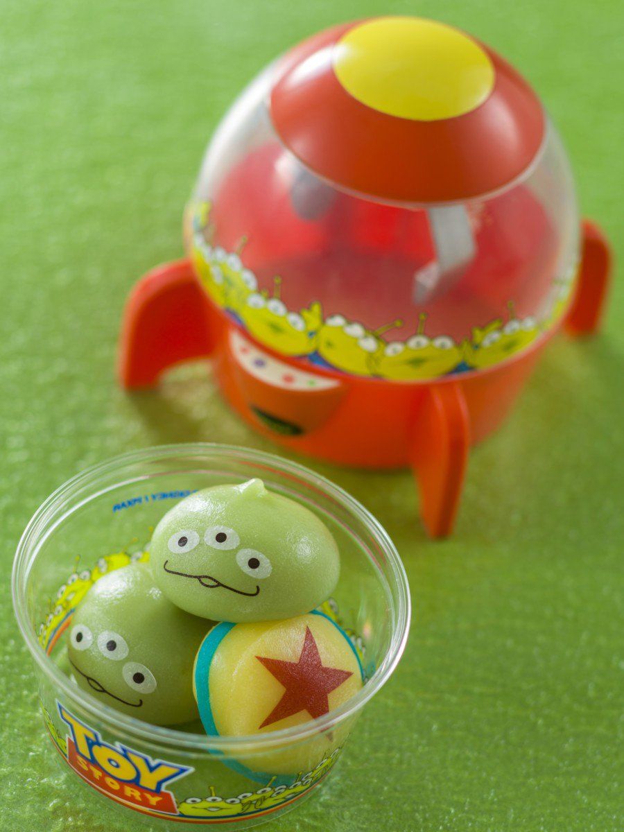 Dtimesdelicious على تويتر リトルグリーンまんにレモンクリーム味が仲間入り 東京ディズニーシー ピクサー プレイタイム19 スペシャルメニュー スーベニアグッズつきメニュー 1月9日より提供スタート カプセルトイ型のミニスナックケースも登場します 詳細 Dtimesdelicious على تويتر リトルグリーンまんにレモンクリーム味が仲間入り 東京ディズニーシー ピクサー プレイタイム19 スペシャルメニュー スーベニアグッズつきメニュー 1月9日より提供スタート カプセルトイ型のミニスナックケースも登場します 詳細