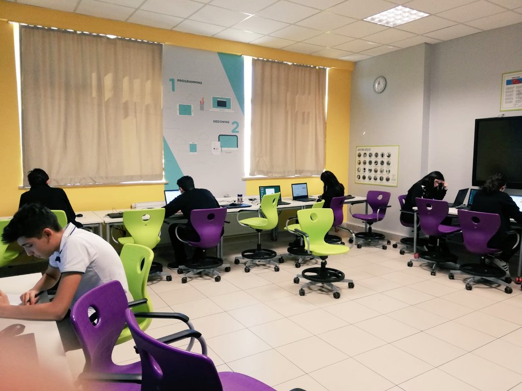 10. sınıf öğrencilerimiz ile Uluslararası Bilim Temelleri Bilgi Yarışması Matematik Bölüm 1. Etabı Tamamladık.
#urfodu #KonyaDoğa #Matematikdoğamızdavar <a href="/Azrafraarzu1/">Arzu Uz</a> @erdalozkaradoga