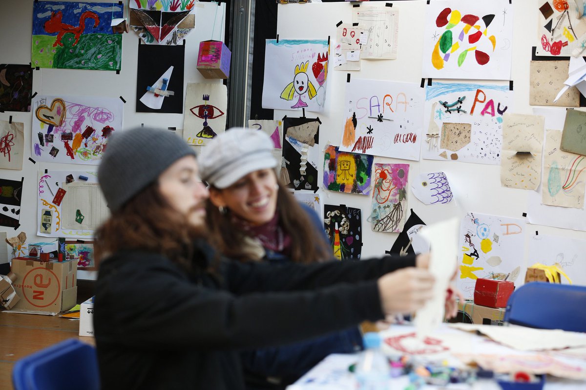 museupicasso's tweet photo. Al blog del Museu #Picasso hem fet un resum en imatges del #BigDrawBCN 2018, que va aplegar unes 22.000 persones a diversos espais de la ciutat. Et convidem a veure-les: 👉 https://t.co/KzrRA3krFz https://t.co/PRkYoKQSPC
