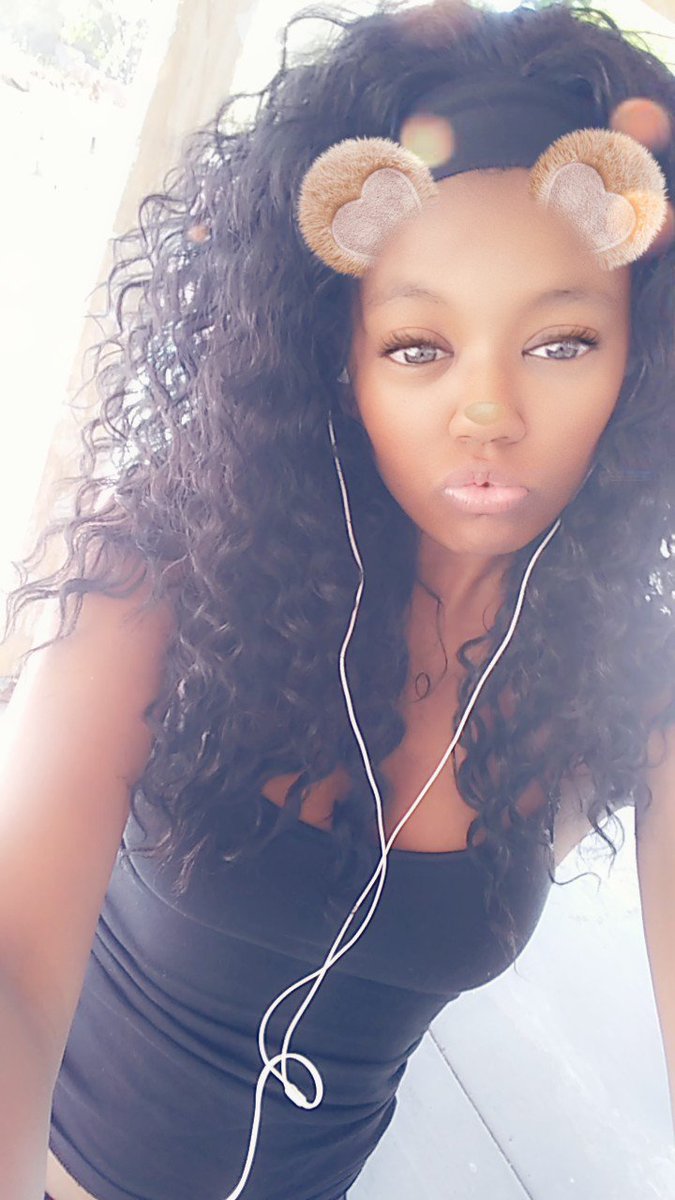 MindFxckedYou_'s tweet image. Happy Birthday To Mee 💛🌻🤗 this year has been so hard from the start until well pretty much the end I'm 26 now and I feel blessed even tho I've struggled so much I kept my head up and always will. #Nov20th #Scorpio 🙏💙♏