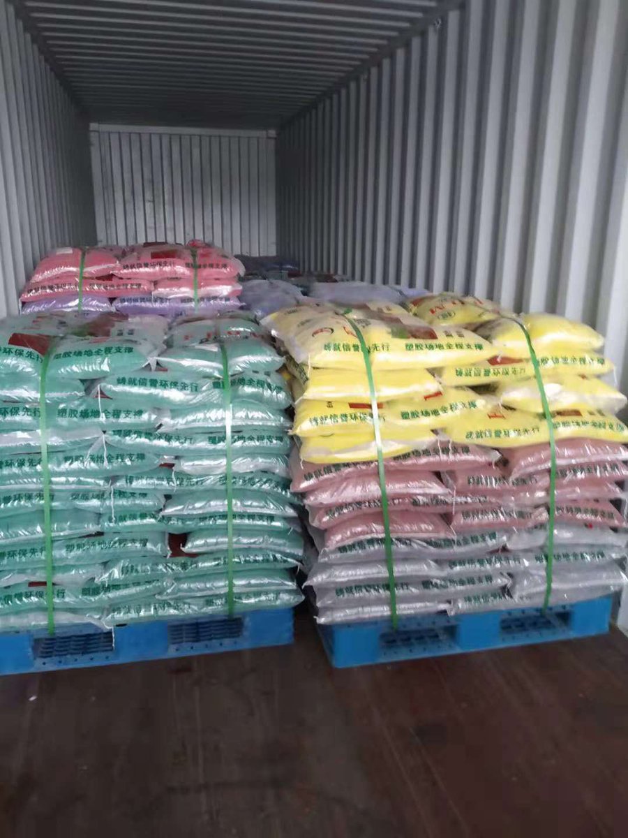Mandyjiang7's tweet photo. Loading 40HQ container of EPDM rubber granules to Indonesia .
#EPDM #EPDMrubbergranules #Wetpour #rubbergranules#playground https://t.co/DWb6yiz8M5