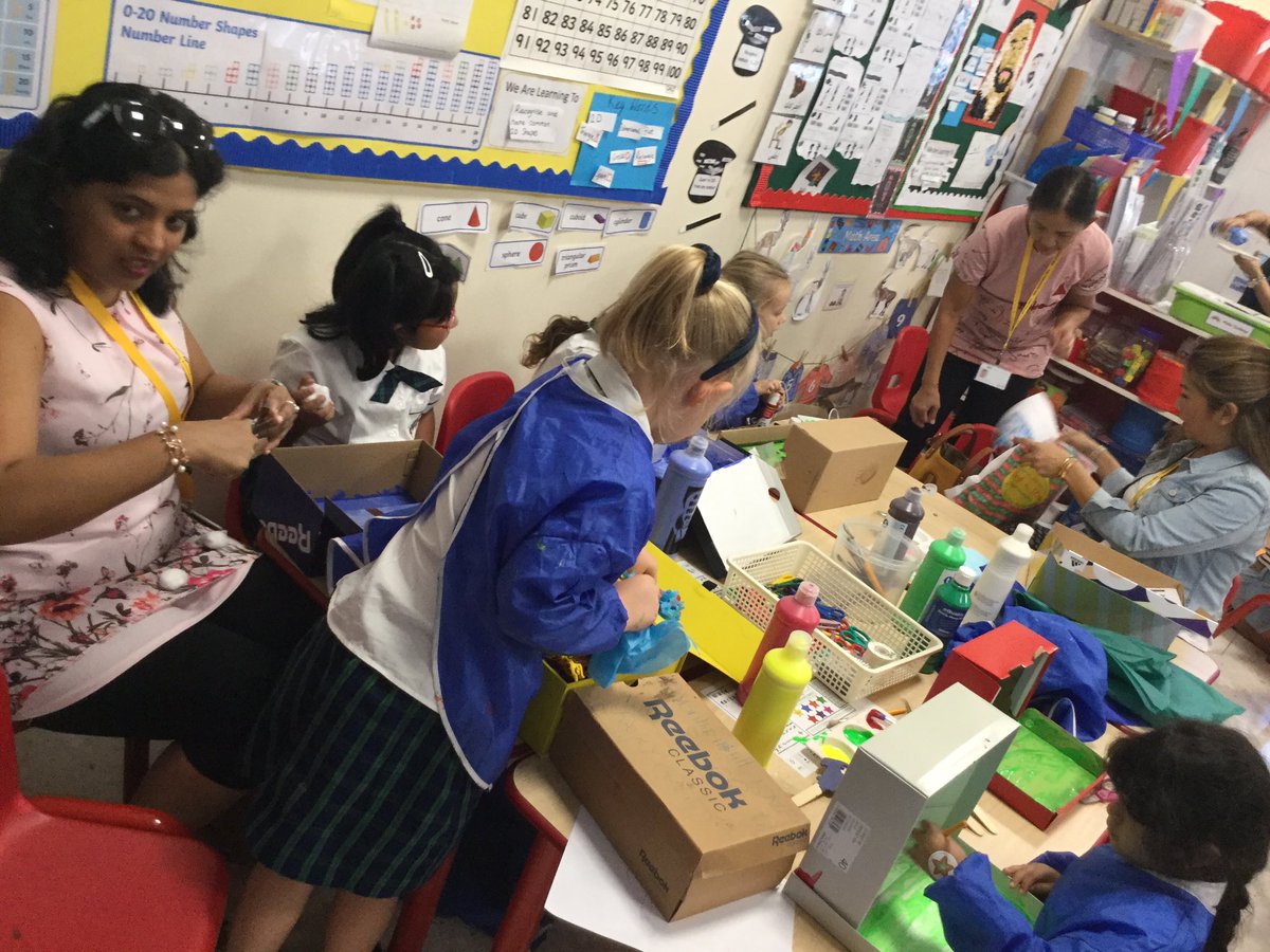 JPS_Year1's tweet photo. #JPS1F had so much fun today creating their STEAM dioramas. Wonderful creative habitats for our chosen animals. Thank you to all the lovely parents who came to help today! @JPS_Year1 @JPS_STEAM @JPSDubai #JPSscience #JPSownit #JPSSTEAM @JPS_Parents https://t.co/Pobjqz67Pr
