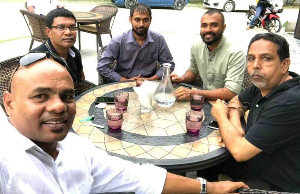 Ibu2019Majilis's tweet photo. #STOplc gina staffun thakah aniyaaveri vumah baiverivi hurihaa meehun sto in beyru kohla dhehvavaa @ibusolih @FaisalNasym @HamidhAG @MohamedNasheed @Nazunaseem @DhekunuNizar https://t.co/rvB8tXkt1W
