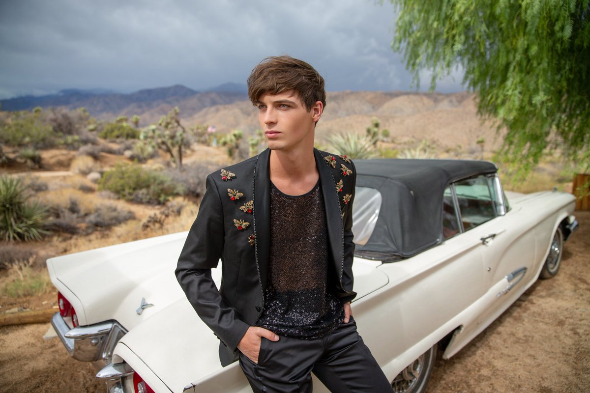 mformodelsblog's tweet photo. PNTM cycle 7 - 12th episode
📸 High Fashion in the Desert
1st call out : Kasia
Call out order :
Hubert
Anna
Eliminated :
Magdalena & Mich
#Topmodelshow #PNTM #PolandsNextTopModel #Desert #editorial #photoshoot #model https://t.co/39OZw7DQhW