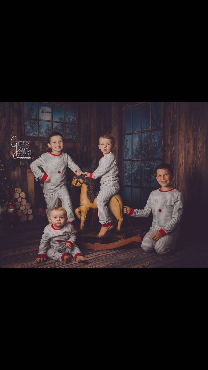 gracekelphoto's tweet photo. I couldn’t be happier with this year’s festive photography 🎅🏼 – the feedback has been amazing

https://t.co/WosY9O4viD

#Liverpoolphotographer #photographer #celebritybaby #babyphoto #babyphotographer  #newborn #babypic https://t.co/1RlTlINtZG