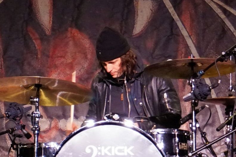 CarolaVermeeren's tweet image. .@dankojones thanks so much for the amazing gig at #Helldorado festival. I loved every second of it. The new songs sounded amazing live. I really look forward to the new album. Enjoy the rest of the tour! Hope to see you again next year (hopefully you can sign my copy of yr book)