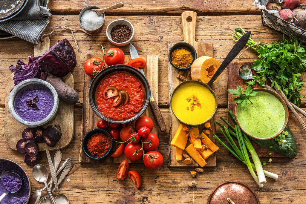 Esam četrus gadus radījuši baudāmas maltītes un klājuši burvīgus banketu galdus, nu laiks doties atpūtā. Lai uzkrātu spēkus un lūkotos pēc jauniem izaicinājumiem. Paldies, ka bijāt kopā ar mums!