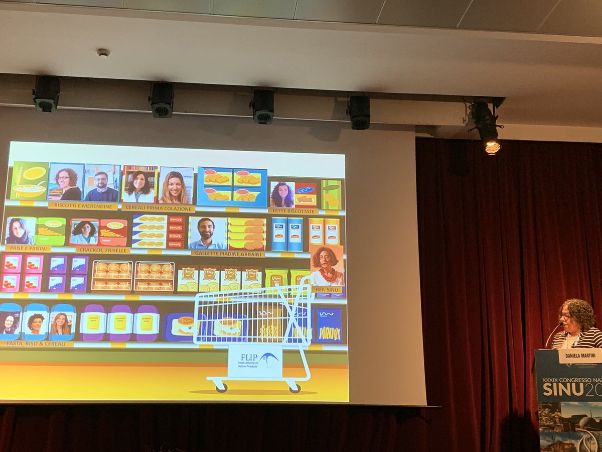 SINU_Italia's tweet photo. Il Simposio di #SINU2018 vede sul palco la Dott.ssa Martini @danielam1982 da @unipr, leader di una ricerca in progress tra i #giovanisinu volta a chiarire se i prodotti con #claim nutrizionali siano poi anche i migliori dal punto di vista nutrizionale. https://t.co/eIEFpkC1Sl