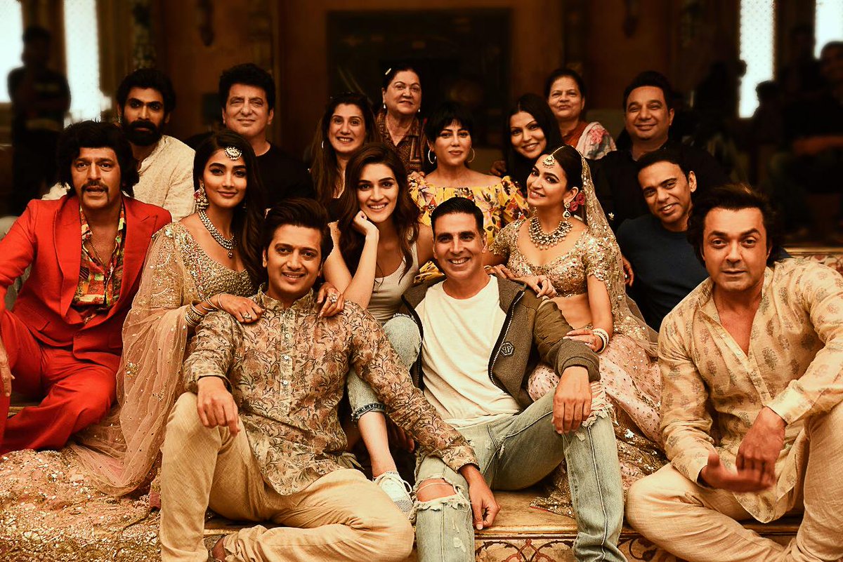 BollywoodRed's tweet photo. Shooting is finally over for Sajid Nadiadwala’s #Housefull4, minus, of course, Sajid Khan who exited following the #MeToo controversy.  Post-production begins.

#AkshayKumar #BobbyDeol #riteshdeshmukh #PoojaHegde #ChunkyPanday #KritiSanon #KritiKharbanda #Movie #Bollywood https://t.co/1vGariiWeg