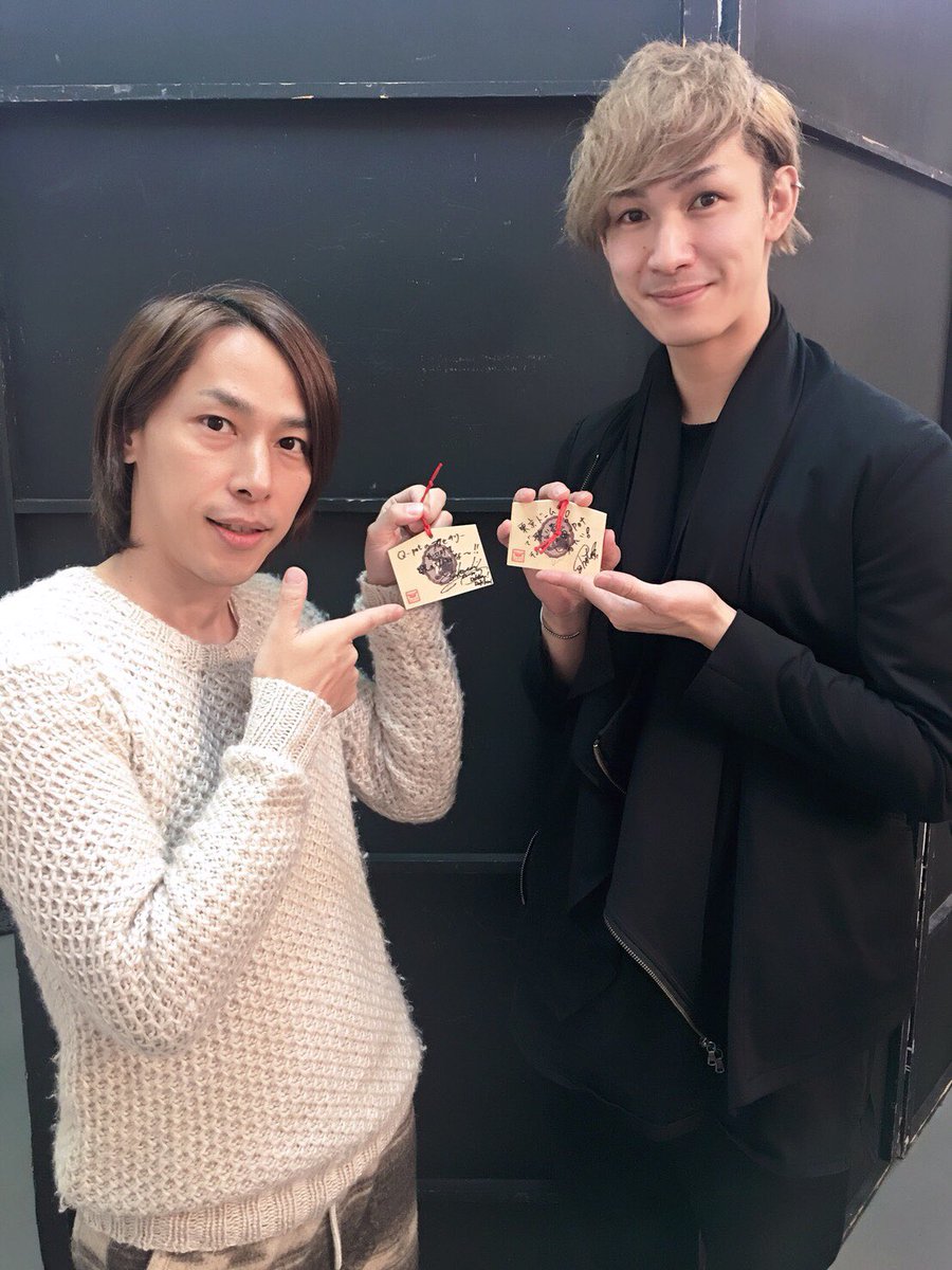 ななな Q Pot のガラケーとスマホ使ってた ななな Q Pot のガラケーとスマホ使ってた