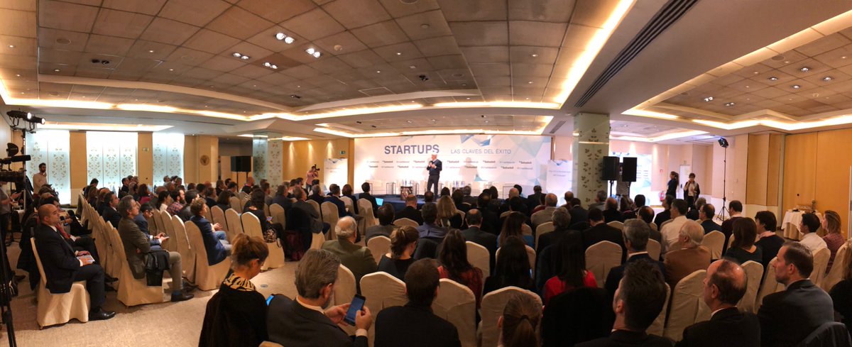 AlexTourino's tweet photo. Ya en el foro “Startups: las claves del éxito” organizado por @elconfidencial https://t.co/nbsJqZhqac
