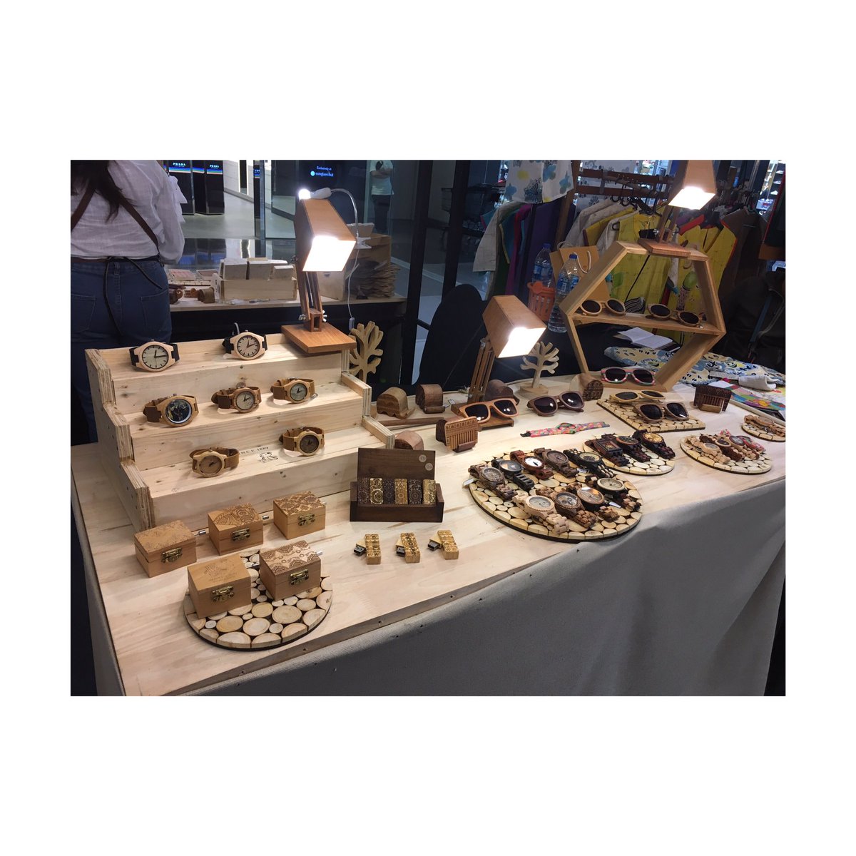 DesignWoodTH's tweet photo. เเวะมาหากันได้น้ะ ที่ CentralFestival Chiangmai ชั้น 1 20 - 26 พฤศจิกายน นี้นะ https://t.co/2u1nXaNa44