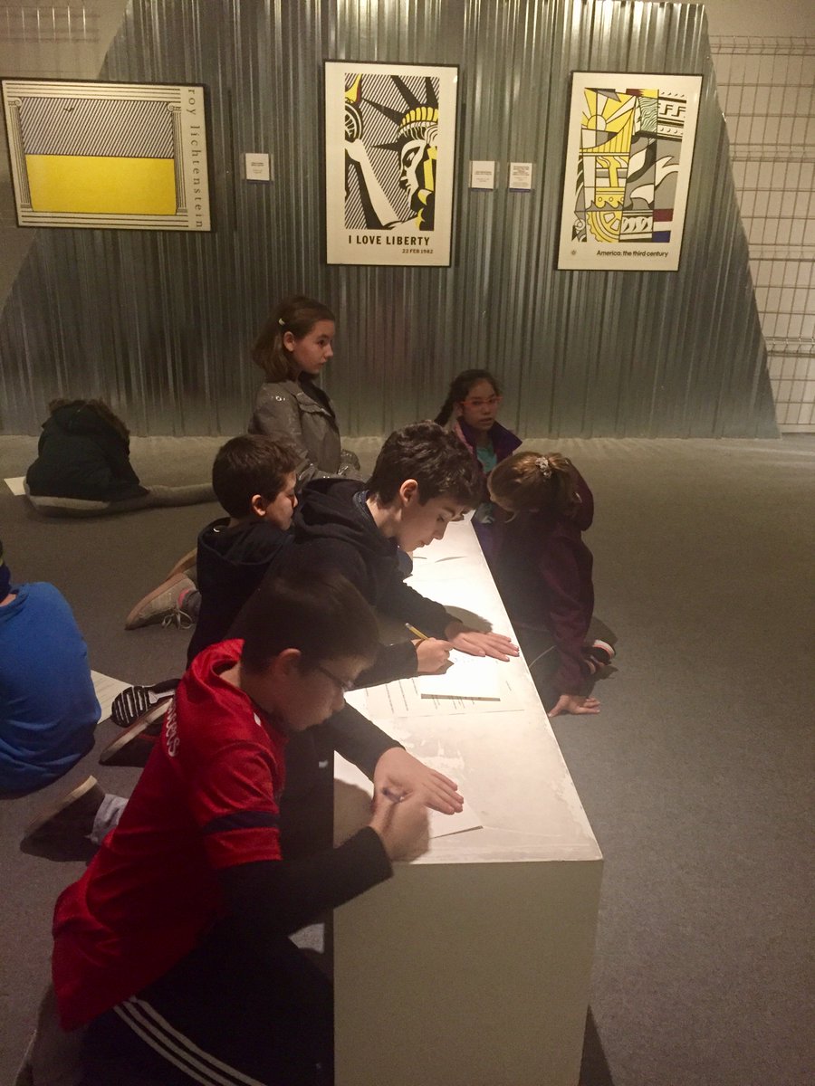 Grade 5 learns about POP  ART! They took a trip to the Roy Lichtenstein exhibit at the​ Fundación Canal de Isabel II. We will be seeing some eye popping works of art around school soon.