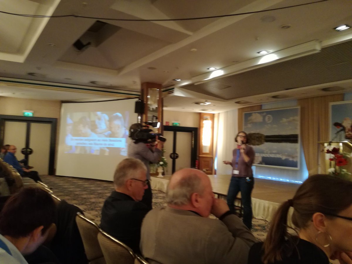 RafaelKugel's tweet photo. #Barcamp zu #Tourismus in #Brandenburg #btt18
@Branden https://t.co/e5dEKxSUVq