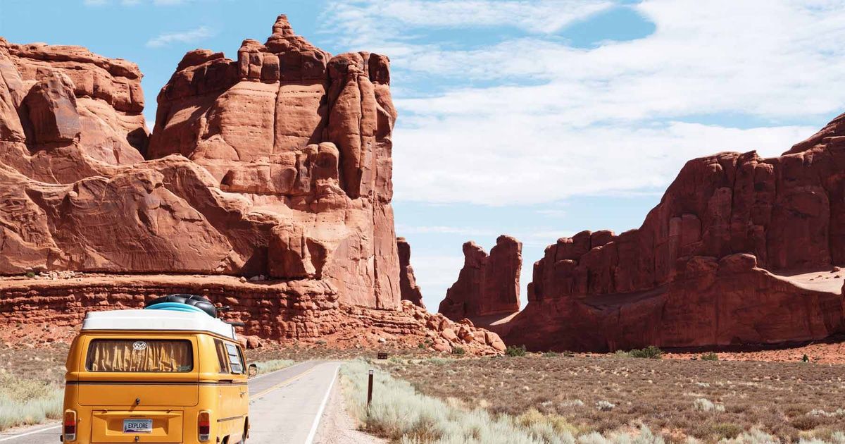 areavan's tweet image. Para los más románticos... ¡Qué recuerdos! "El mítico microbús de Volkswagen vuelve a la vida" buff.ly/2RWkc5c vía @CNTravelerSpain