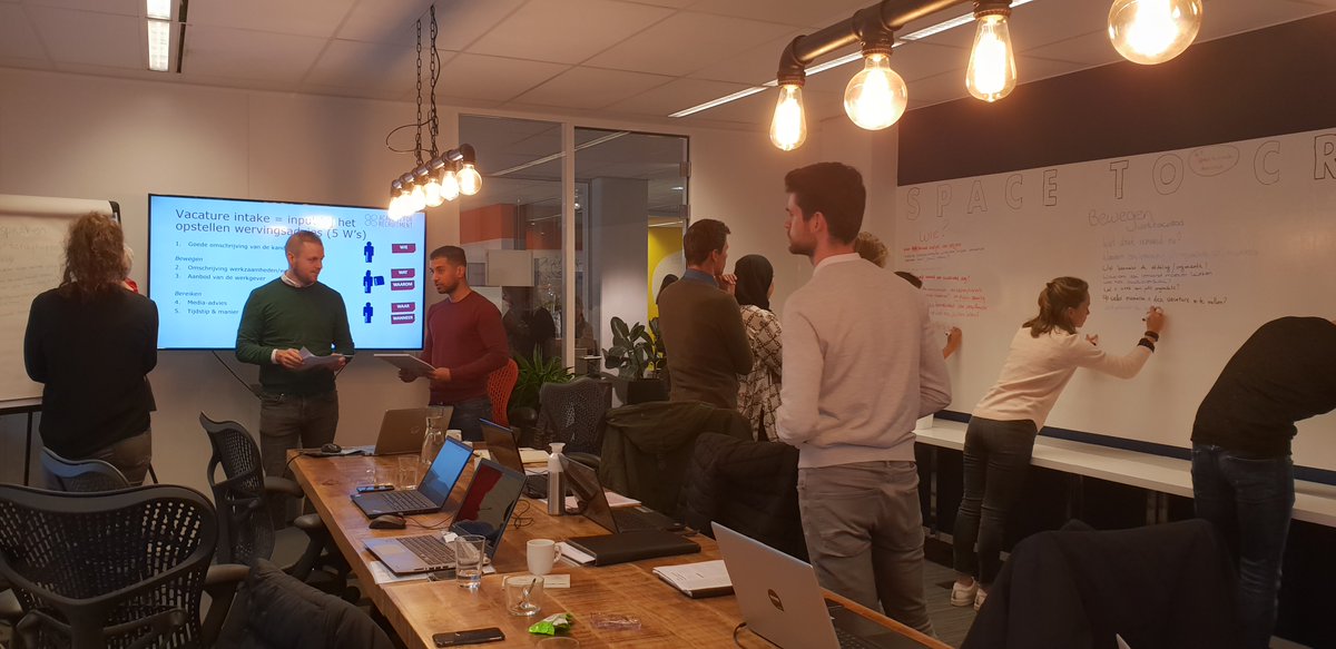 Er werd weer hard gewerkt tijdens de training Wervingsadvies maken en Vacatureteksten schrijven door klas 10 #recruitmentprofessional #academyforrecruitment