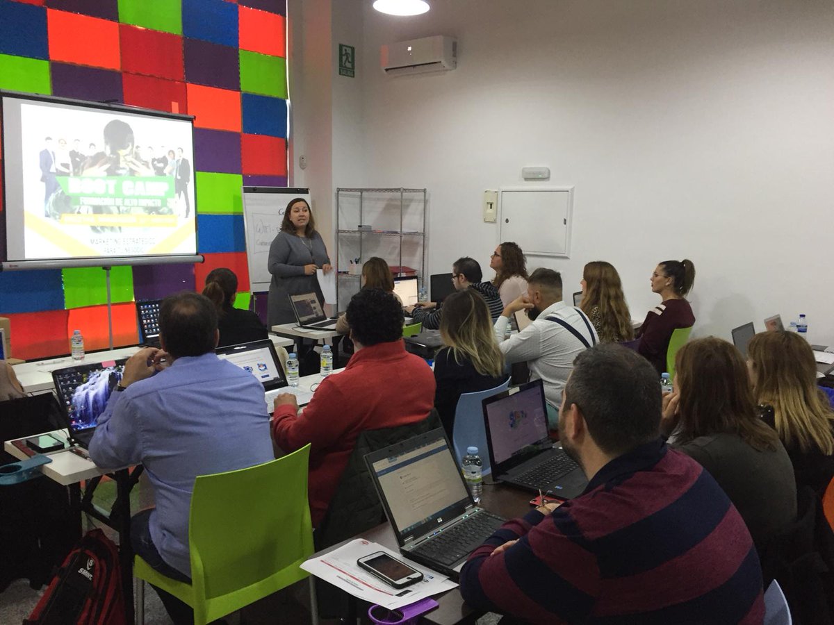PLNoelia's tweet photo. Arrancamos en @PistoAcademy con nuestro #BootcampDigitalManager31 formación de alto impacto para lanzar tu negocio de forma estratégica. ¿Estáis preparados? https://t.co/DczPRedh9a