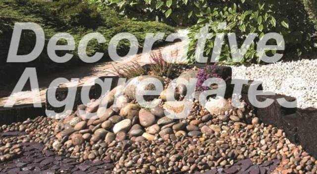 TarmacLtd's tweet photo. We're @FutureScapeUK today talking decorative #aggregates, #asphalts and #concretes! Read more about our decorative aggregates offering here https://t.co/irVAeD8twI #FutureScaoe2018 https://t.co/ktHT2uxLEa