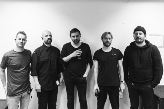 Afgelopen weekeinde gingen we een hele dag op pad met de Schotse band The Twilight Sad bij hun uitverkochte show in <a href="/ParadisoAdam/">Paradiso Amsterdam</a> Noord <a href="/Tolhuis/">TheRoadHouse</a>. Lees hier alles over onze belevenissen... @thetwilightsad 
bit.ly/2QVZfHt