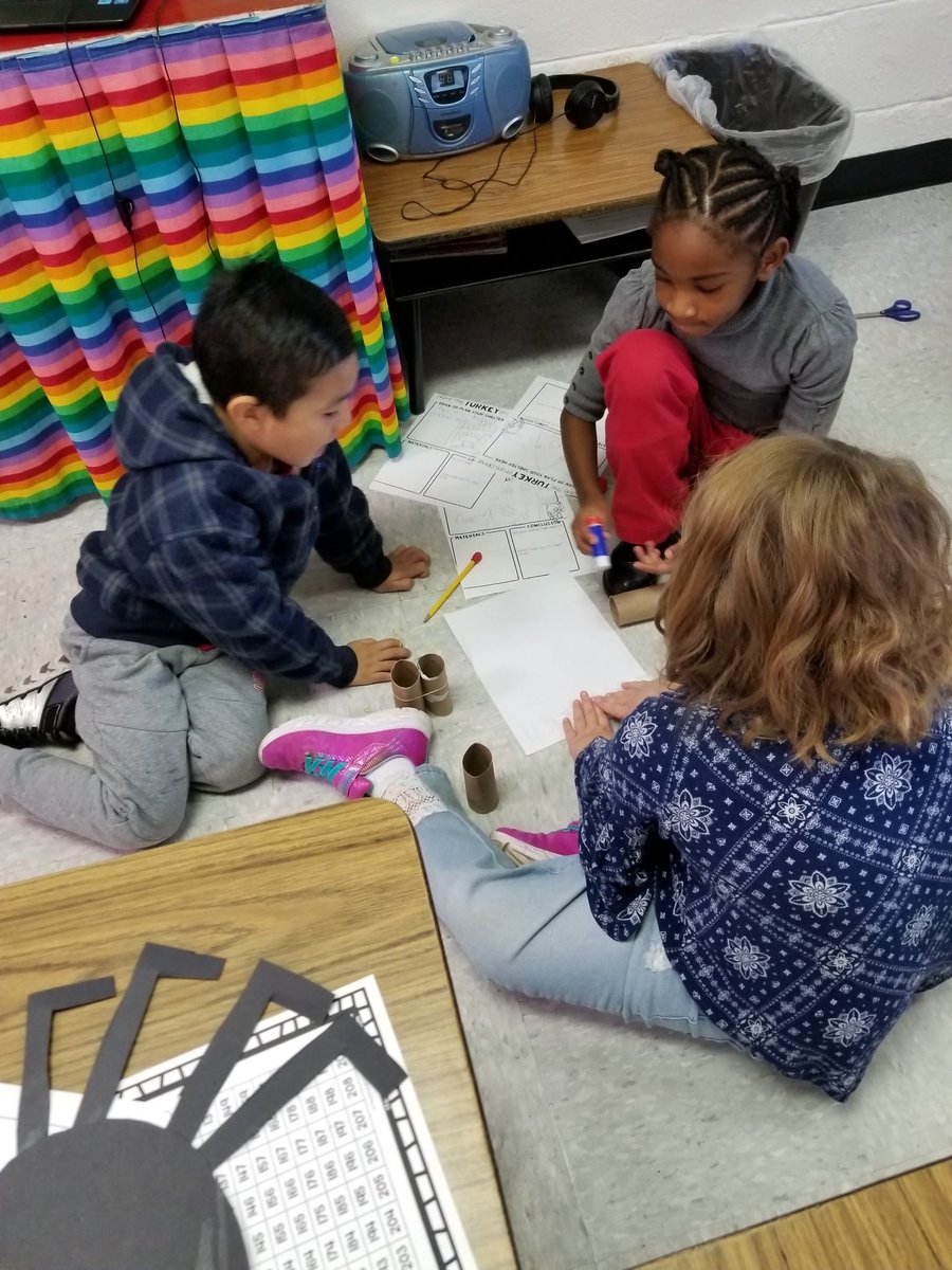 McKinneysMinion's tweet photo. We are saving Pete the turkey from becoming dinner!  #welovestem @aolets_go https://t.co/kXAXbSNmH6