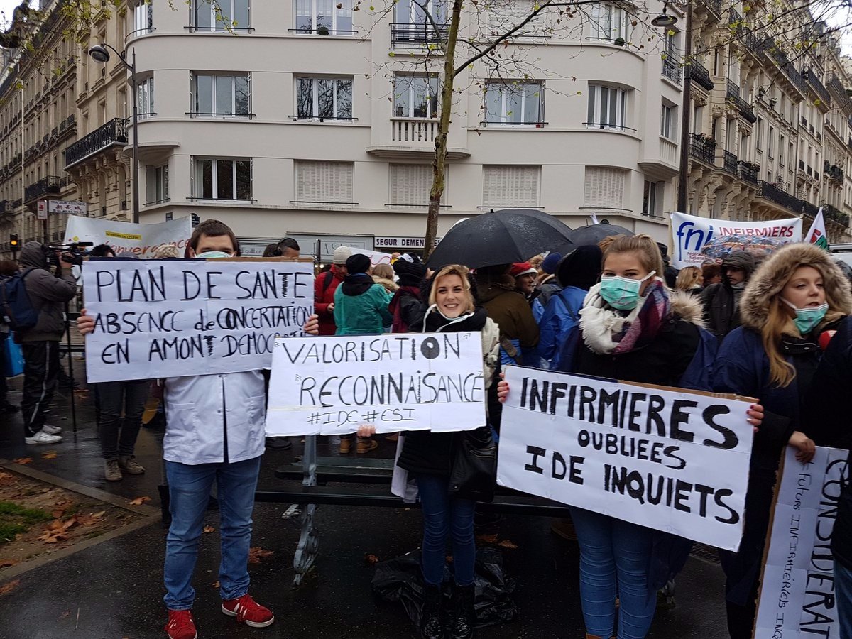 RT en français tweet media