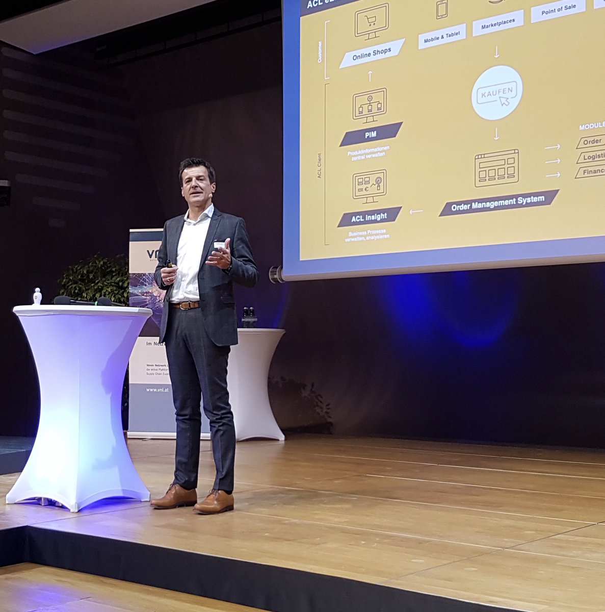 ACLcommercelabs's tweet image. #ACL am #VNL Logisitik Forum Graz zum Thema Herausforderungen und Chancen von #smartLogistics in #Omnichannel Strategien