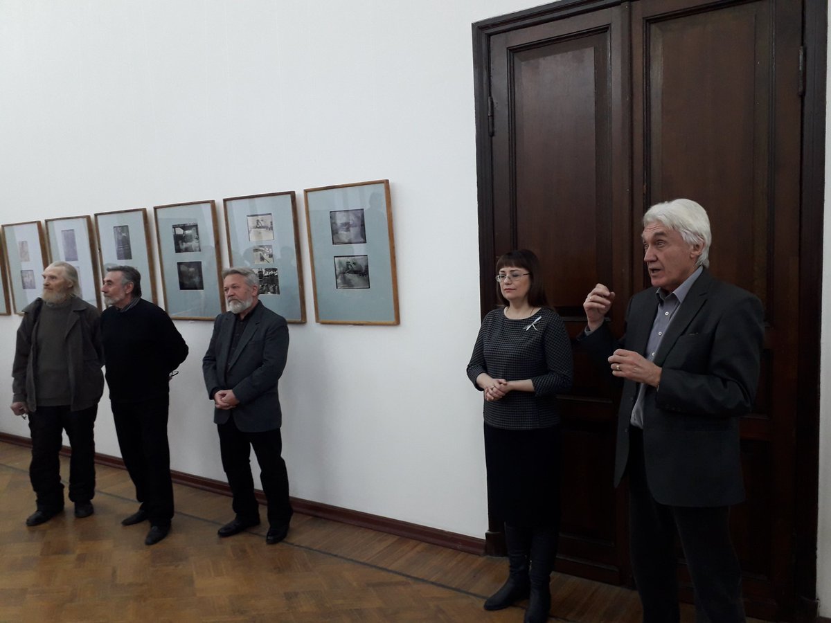 С молодёжью был на открытии выставки в честь 145летия Горюшкина-Сорокопудова в Худ училище. Молодцы коллеги, оформили оч интересную и познавательную выставку его редких фотографий и документов. Они хорошо дополнят экспозиции нашего мемориального музея и выставки работ художника!