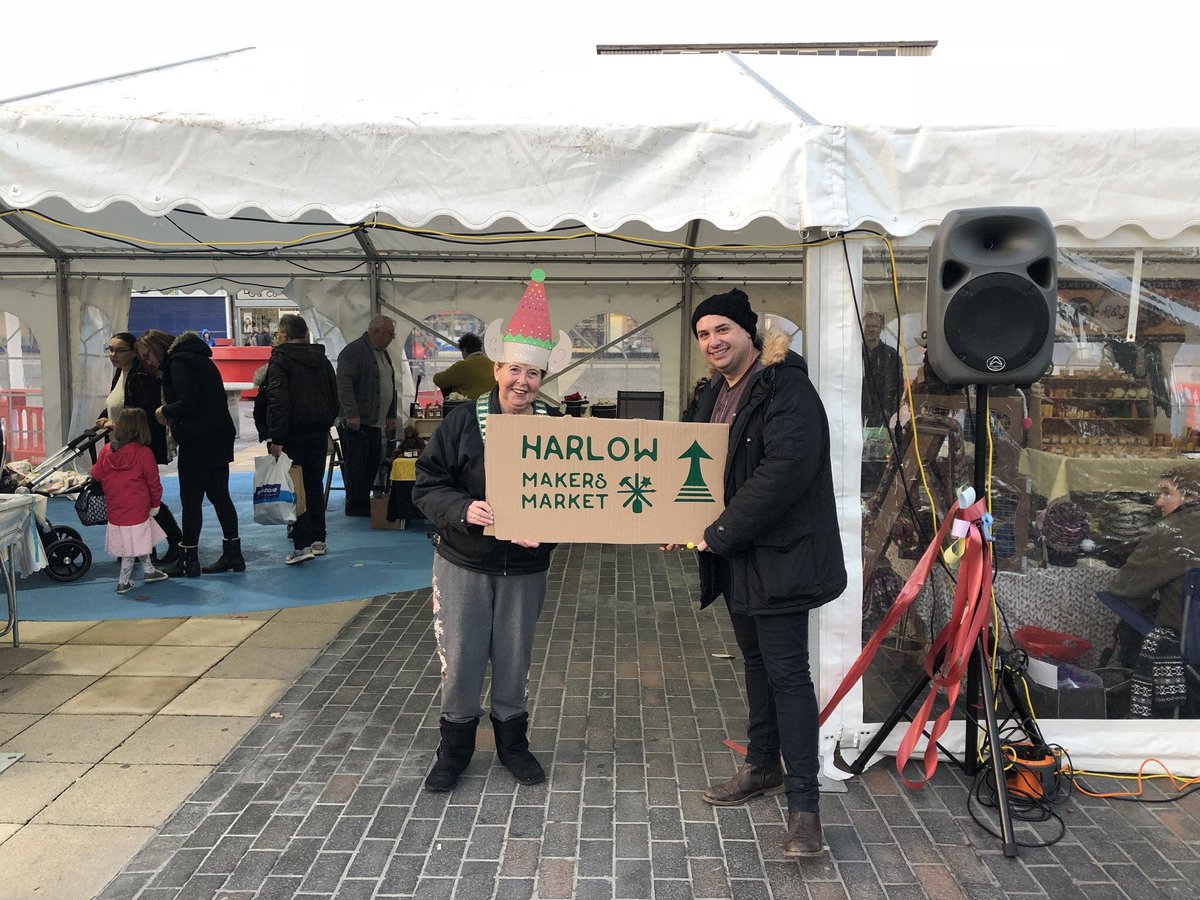 HarlowCouncil's tweet photo. This is David with the @ChairofHC.
David works in our #Regeneration Team and he helped make last Saturdayβs hugely successful #Harlow Makers Market happen in Harlow Town Centre.
#OurDay #OurDavid #OurHarlow https://t.co/5G4J3qmQSe