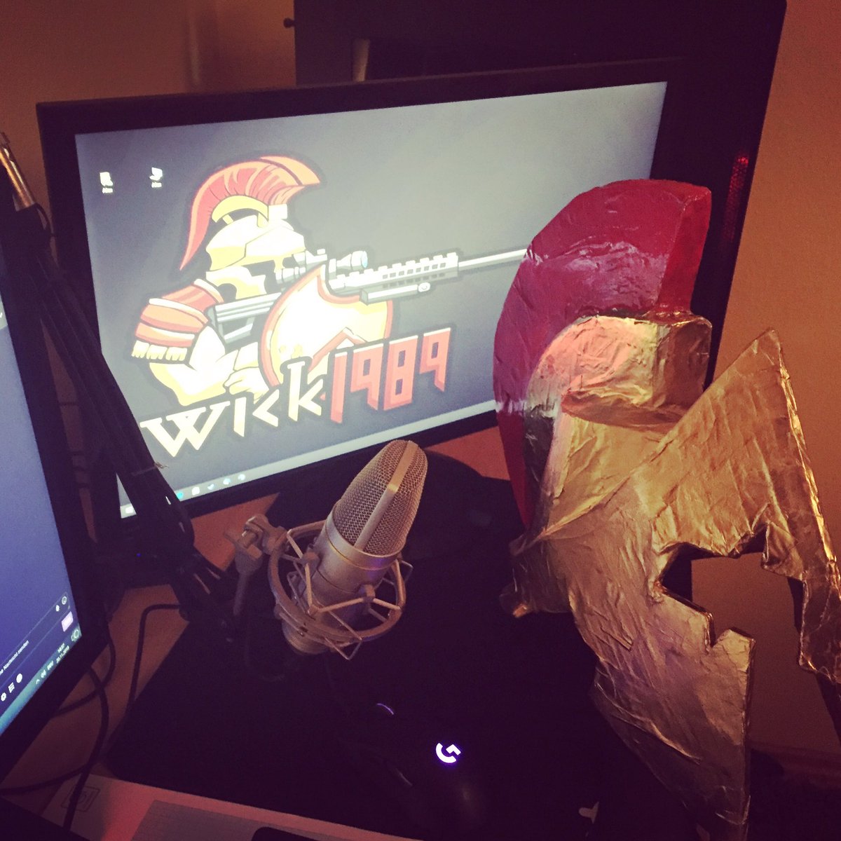 Krew1989's tweet photo. #wick1989 #Sparta https://t.co/URh9MXyWnV