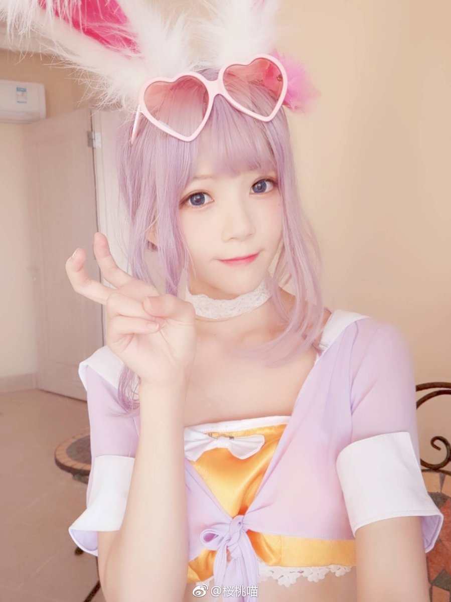我的心有半个橘子那么甜🍊 https://t.co/9hjW7iuLXt