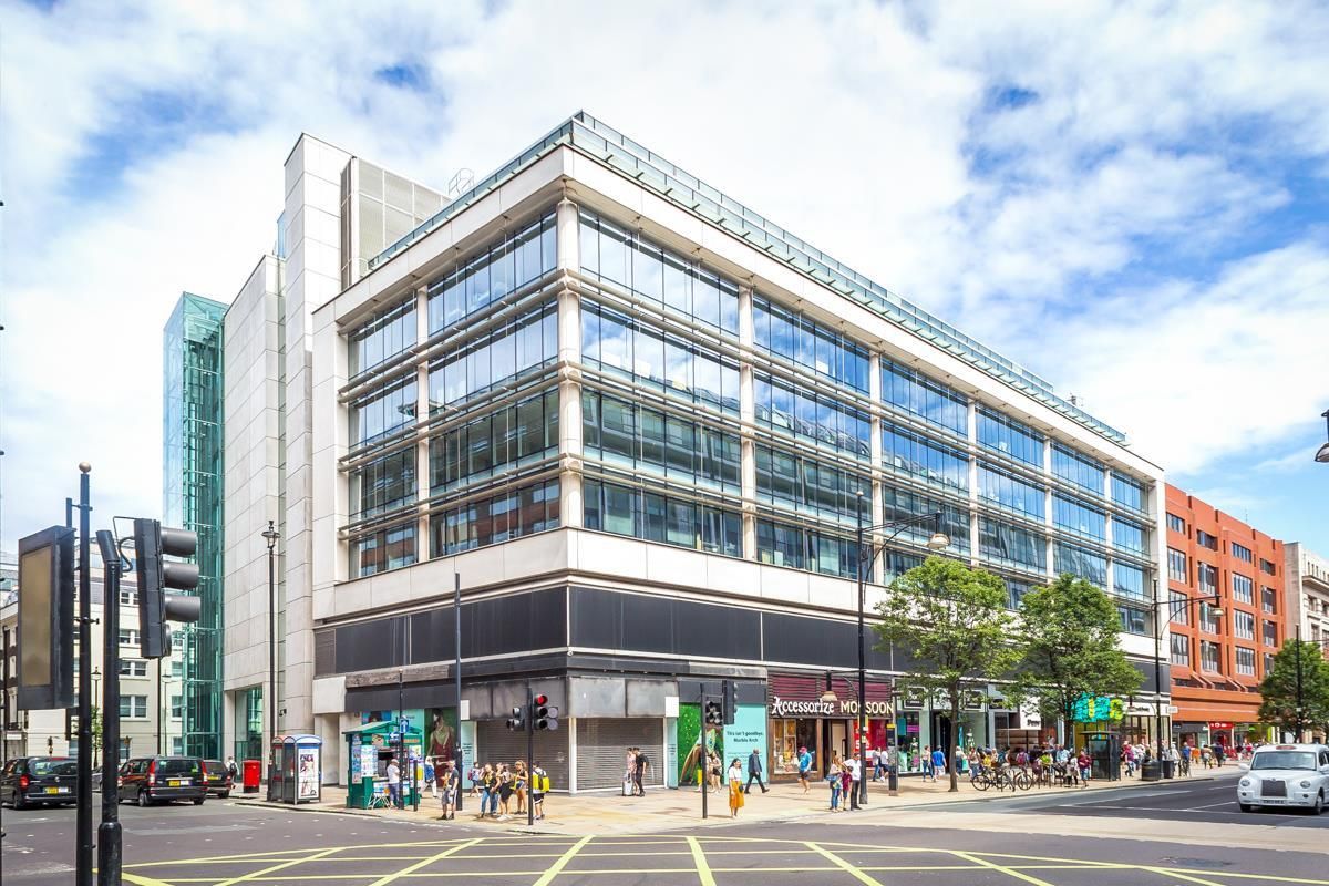 FlexSA_UK's tweet photo. Flexible working is crucial to ongoing health of UK plc   @Landmark_Space 

https://t.co/i7ZSsEalaW

#workspace  @PropertyWeek https://t.co/xdgpHFRmI9