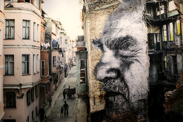 LeBlogDesBobos's tweet image. On a été voir l&apos;exposition #JRMOMENTUM à la @mep_paris et on vous raconte ! bobosvoientdouble.com/2018/11/20/str… #art #Paris #JR #streetart #exposition