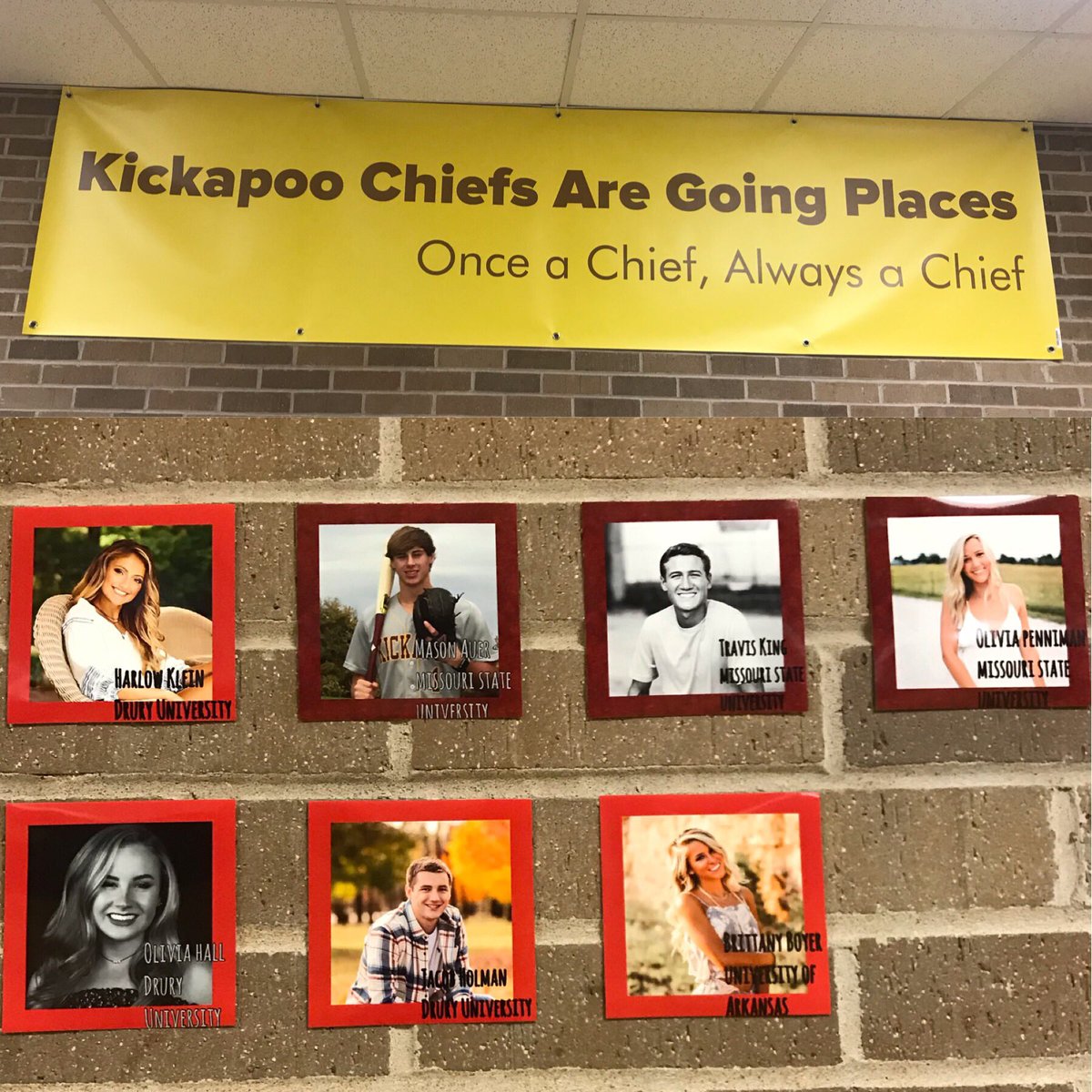 Attention Seniors! We want to know what your plans are after graduation! Stop by the counseling center to learn how to be a part of our Decision Wall! @drpowerskhs @drphilcampbell @jostensrenaissance @mpoweringed @spscounseling @lawterand68 @officialSPS