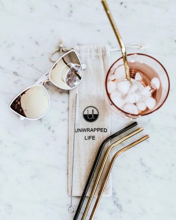 SimplyGum's tweet photo. Did you know that the USA uses 500 million plastic straws PER DAY!?🤯 Not cool. Live a #PlasticFree life by switching to stainless steal straws🍃♻️🐢 Order a chic rose gold/copper set from @UnwrappedLife and sip sustainably on-the-go. Let's get rid of single-use plastic! https://t.co/9XFW7a3k4a