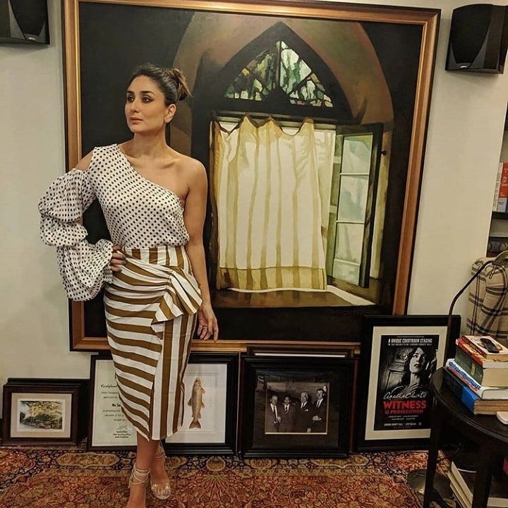 blogsbar's tweet photo. Gorgeous Kareena Kapoor Khan ♥
#kareenakapoorkhan #kareena_kapoor #kareenakapoorfans #Bollywood #entertainement #trending #stylist #style #blogsbar https://t.co/omXmbfIVUF