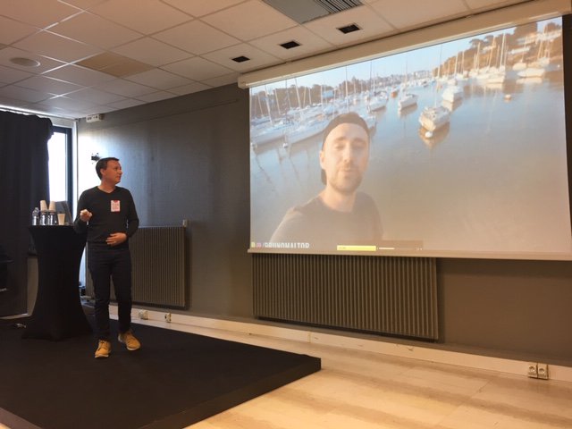 #Connectin18 Ateliers Com&amp;Médias. Pour tout savoir sur #chatbots et tourisme avec Jérôme Bosger de Loire Atlantique développement.