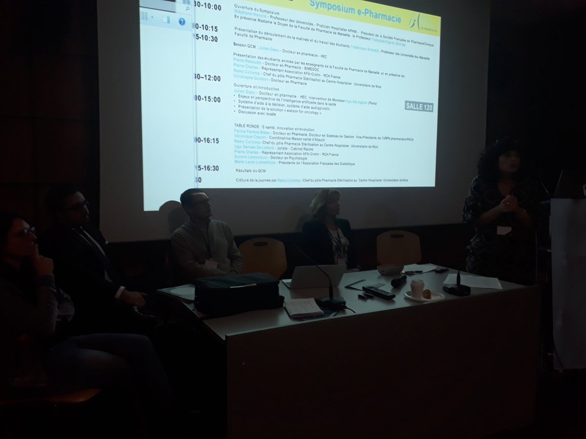 CollompR's tweet photo. @INNOVinMED #epharma Ouverture de la table ronde interdisciplinaire #esante #innovation #evolution #revolution par @feliciaphieurps https://t.co/IWzqyXAWrv