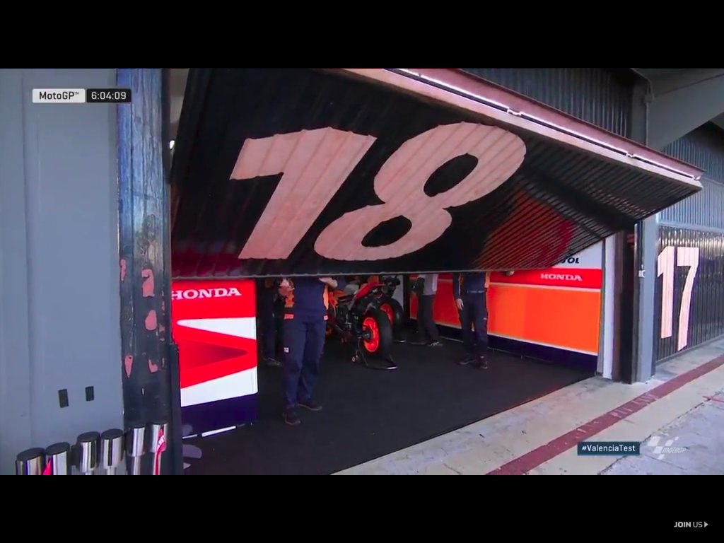 So it goodnight from Mr 93 &amp; its goodnight from 99.

#ValenciaTest #MotoGpJunkies #MotoGP #MotoGP2019.