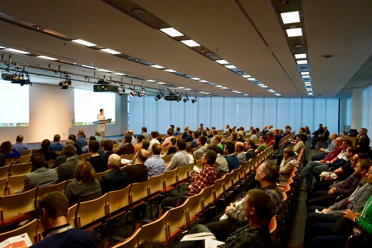 dbiservices's tweet image. DOAG Konferenz + Ausstellung 
Jérôme Witt heute Morgen während seiner Session &quot;Back to the roots: Oracle Datenbanken I/O Management&quot; #DOAG2018 @DOAGeV #Open4Tech