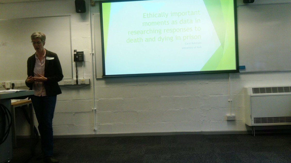 vivianasimos's tweet image. Carol Robinson carries on by talking about ethically important moments as data during her research on death and dying in prison @DeathCultureNet #RoSII