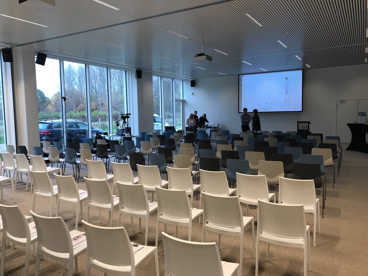 KYPyourproject's tweet photo. We zijn vandaag op bezoek in België bij @HogeschoolPXL waar KYP zich mag presenteren op het gebied van LEAN en BIM! #KYPInternational #KeepYourPromise #HogeschoolPXL #België https://t.co/JWD5ia3Xgb