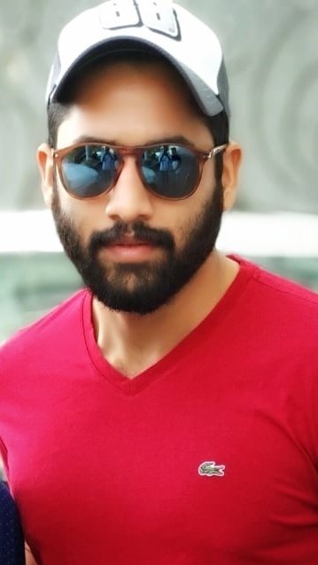 SaiNavabathula's tweet photo. @chay_akkineni Babu ki Okka Movie #Block_Buster padithe The most Happiest Persons Kondaru untaru ma lanti #CULT Fans.... Adhi Ma life Lo Okka #MAILU RAYI ayipodhi😍...okka movie Padithe dhinamma Memu chesukone Rachee Veru🤘💪
Advance happy birthday #BANGARAM❤😍😍 https://t.co/yeXC7bbo40