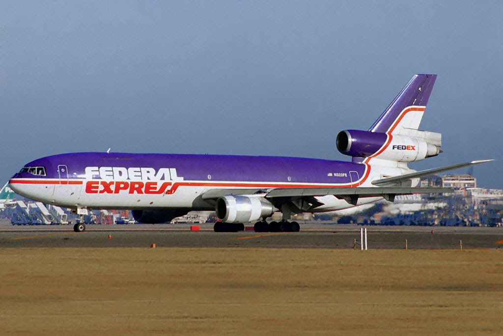 フェデックス MD11 旧塗装　レア商品 フェデックス MD11 旧塗装レア商品